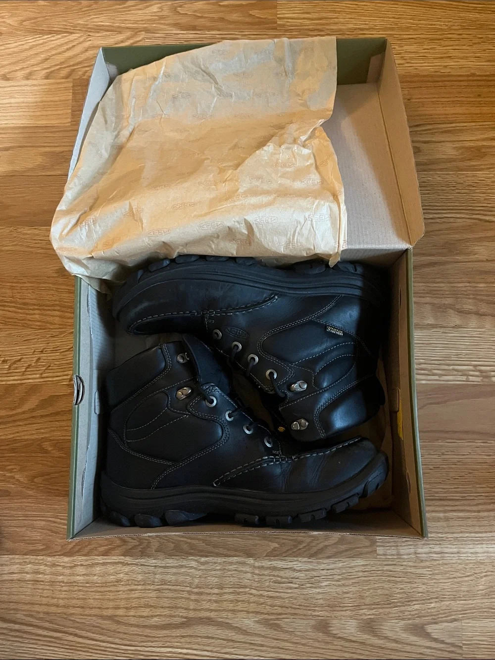 Keen Men's Black  Hiking Boots